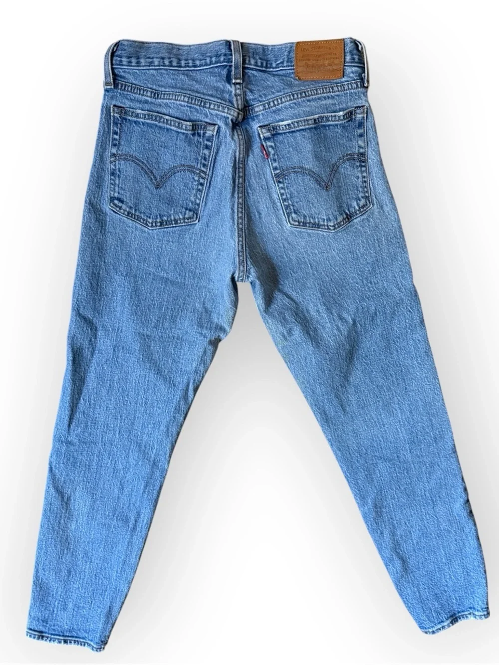 Levi's Wedgie Straight Ankle Jeans in a medium wash blue denim